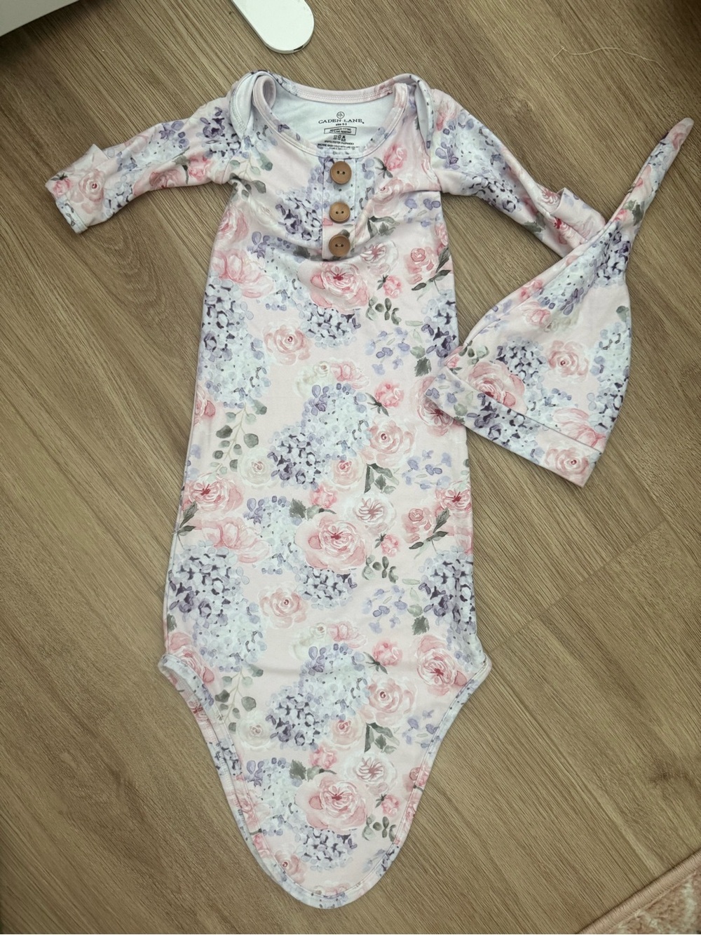 Caden Lane Floral Newborn One-Piece Gown & Knot Hat - Pink, Lavender, White